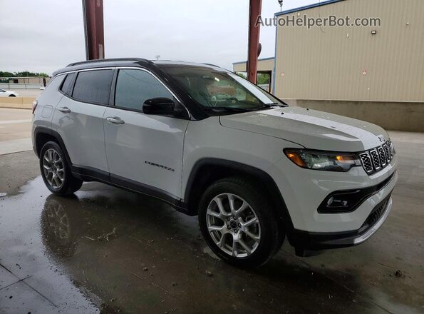 3C4NJDCN8ST507946 2025 JEEP COMPASS Белый Передняя правая четверть