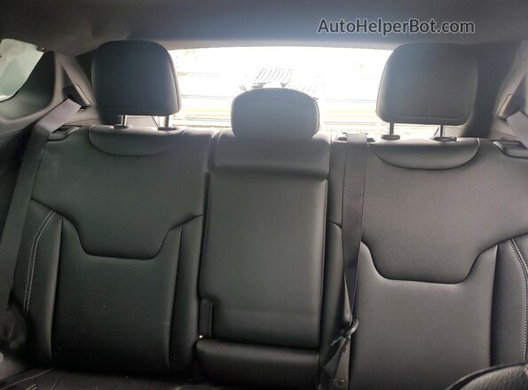 3C4NJDCN9ST621583 2025 JEEP COMPASS Белый Вид задних сидений