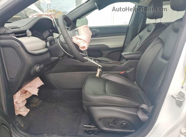 3C4NJDCN9ST621583 2025 JEEP COMPASS Белый Вид салона спереди