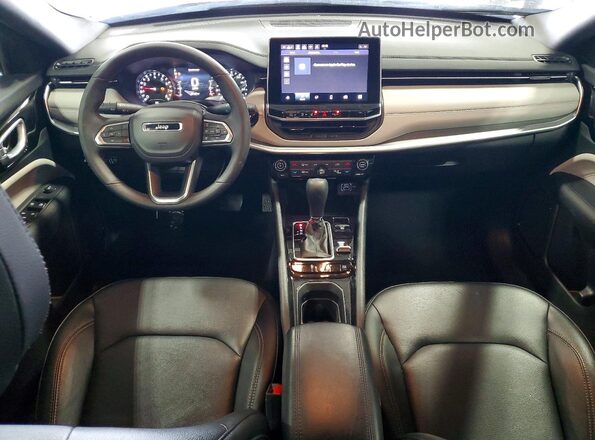 3C4NJDCNXRT152773 2024 JEEP COMPASS Red Vista del salpicadero
