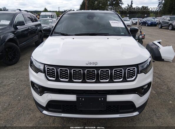 3C4NJDCNXTT225115 2026 JEEP COMPASS White Widok wnętrza z tyłu
