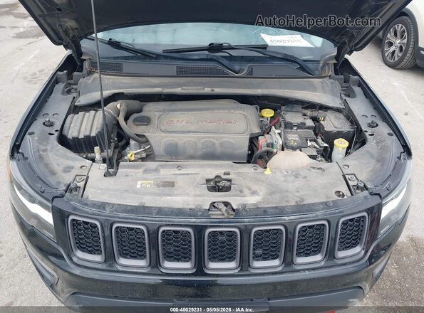 3C4NJDDB2HT681718 2017 JEEP NEW COMPASS Black Widok z tyłu
