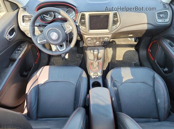 3C4NJDDB2KT800178 2019 JEEP COMPASS Gray Vista del salpicadero