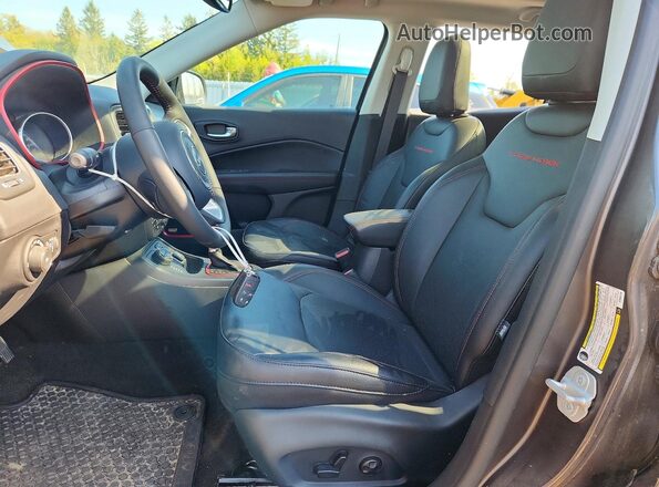 3C4NJDDB2KT800178 2019 JEEP COMPASS Gray Vista interior delantera