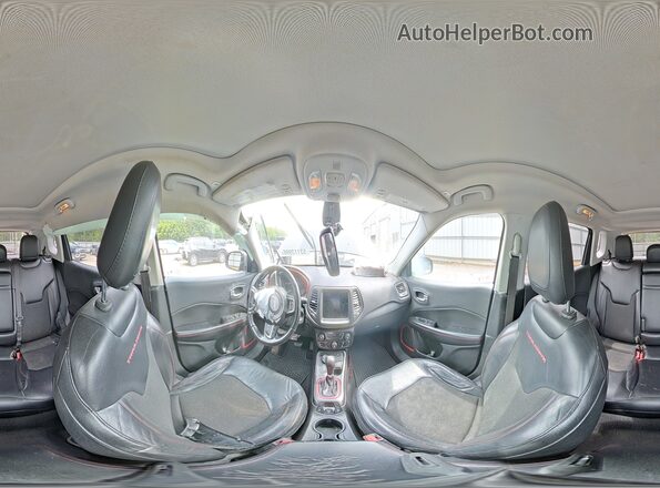 3C4NJDDB3JT129229 2018 JEEP COMPASS Gray 