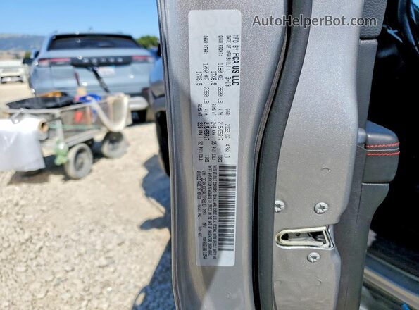 3C4NJDDB4KT748133 2019 JEEP COMPASS Silver VIN կոդի պիտակի տեսք