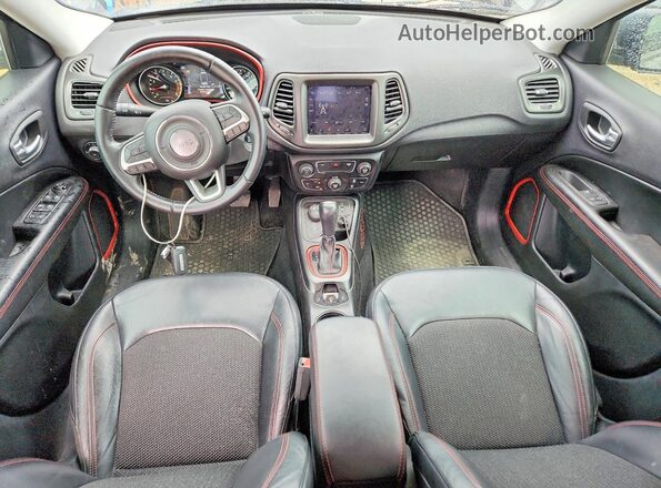 3C4NJDDB5HT667408 2017 JEEP COMPASS Gray წინა პანელის ხედი
