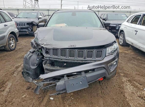3C4NJDDB6HT646518 2017 JEEP COMPASS Угольный Вид спереди