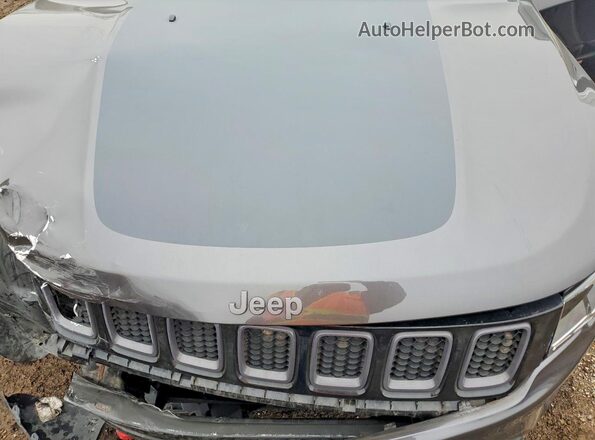 3C4NJDDB6HT646518 2017 JEEP COMPASS Угольный Вид задней части салона