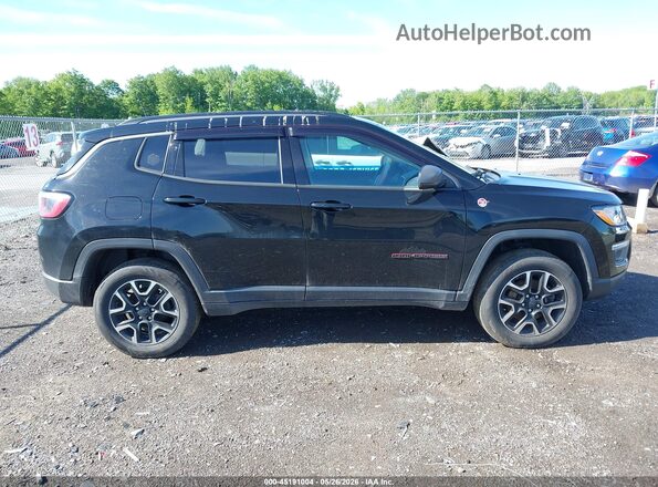 3C4NJDDB6LT163622 2020 JEEP COMPASS Black Rear interior view