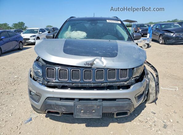 3C4NJDDB7MT583827 2021 JEEP COMPASS Серебряный Вид спереди