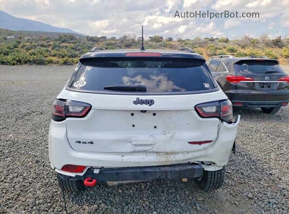 3C4NJDDB7NT145147 2022 JEEP COMPASS White Widok z tyłu