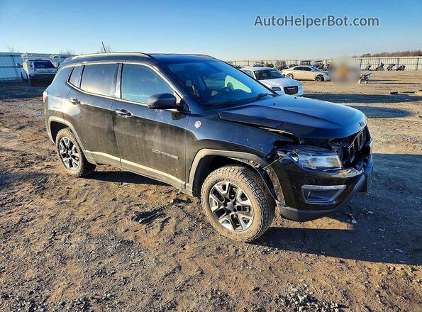 3C4NJDDB8HT640784 2017 JEEP COMPASS Black Przód prawy