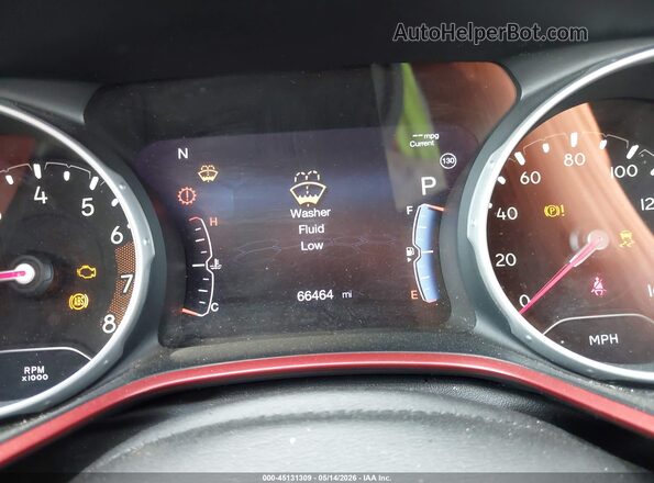 3C4NJDDB8JT163067 2018 JEEP COMPASS Оранжевый 