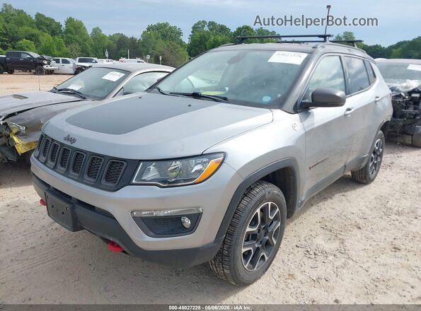 3C4NJDDB8LT184388 2020 JEEP COMPASS Серебряный Передняя левая четверть