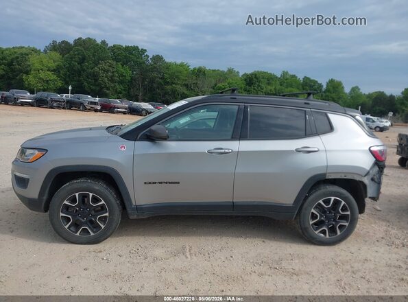 3C4NJDDB8LT184388 2020 JEEP COMPASS Серебряный Панорамный вид салона 360°