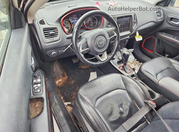 3C4NJDDBXJT501553 2018 JEEP COMPASS White Առջևի վահանակի տեսք