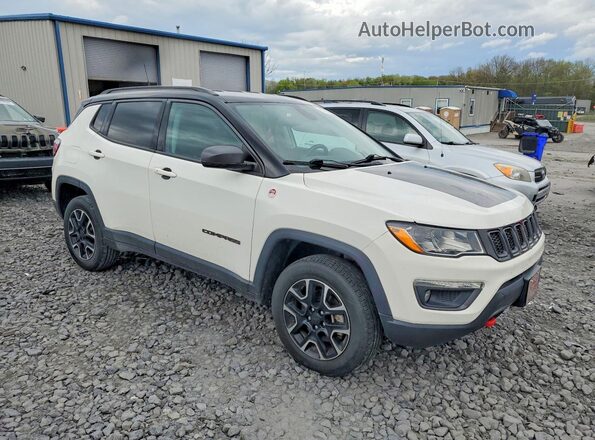 3C4NJDDBXLT177572 2020 JEEP COMPASS Белый Передняя правая четверть