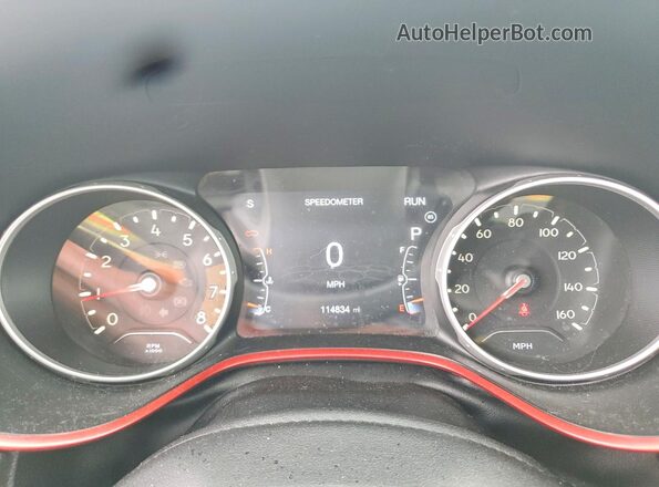3C4NJDDBXLT177572 2020 JEEP COMPASS Белый Вид щитка приборов