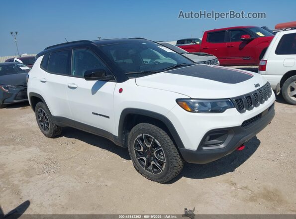 3C4NJDDN0ST551115 2025 JEEP COMPASS Белый Передняя правая четверть