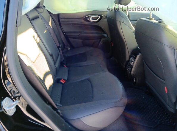 3C4NJDDN1ST567906 2025 JEEP COMPASS Черный Вид задних сидений