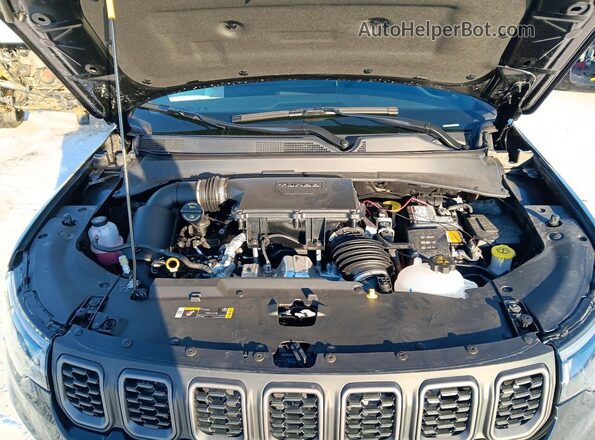 3C4NJDDN1ST567906 2025 JEEP COMPASS Черный Вид задней части салона