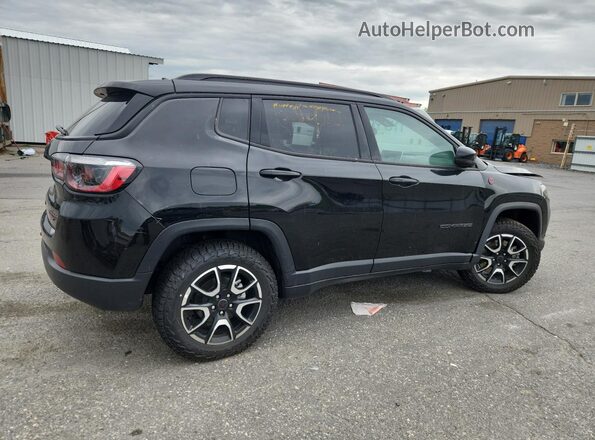 3C4NJDDN1ST593664 2025 JEEP COMPASS Черный 