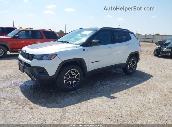 3C4NJDDN2TT186079 2026 JEEP COMPASS White Przód lewy