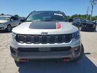 2024 Jeep Compass Trailhawk Silver vin: 3C4NJDDN3RT148790