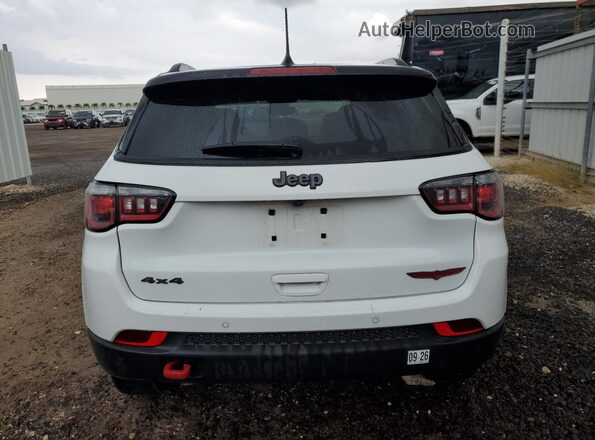 3C4NJDDN4RT144876 2024 JEEP COMPASS White Widok wnętrza 360 stopni