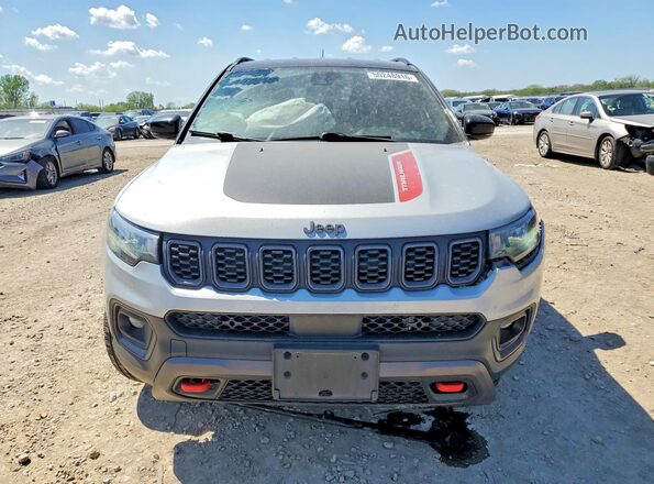 3C4NJDDN4RT144960 2024 JEEP COMPASS Silver Vista frontal