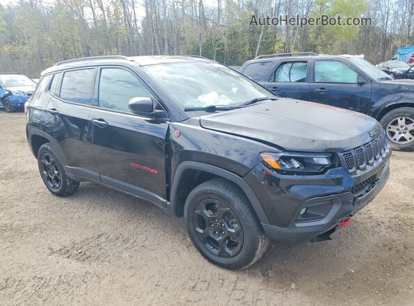 3C4NJDDN6RT577986 2024 JEEP COMPASS Black Delantero derecho