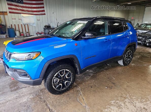 3C4NJDDN9ST556605 2025 JEEP COMPASS Синий Передняя левая четверть