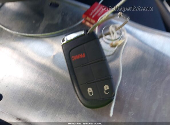 3C4NJDDNXRT602761 2024 JEEP COMPASS Белый Вид панели приборов