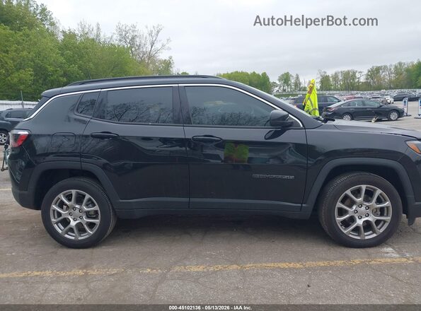3C4NJDFB6NT117479 2022 JEEP COMPASS Black Widok wnętrza z tyłu