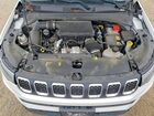 2023 Jeep Compass Latitude Lux Белый vin: 3C4NJDFN0PT561132
