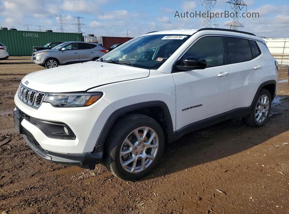 3C4NJDFN0RT166113 2024 JEEP COMPASS Белый Передняя левая четверть