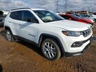 2024 Jeep Compass Latitude Lux Белый vin: 3C4NJDFN0RT166113
