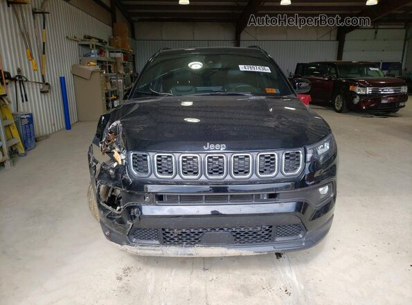 3C4NJDFN6RT130068 2024 JEEP COMPASS Black Widok z przodu
