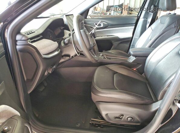 3C4NJDFN6RT130068 2024 JEEP COMPASS Black Widok wnętrza z przodu
