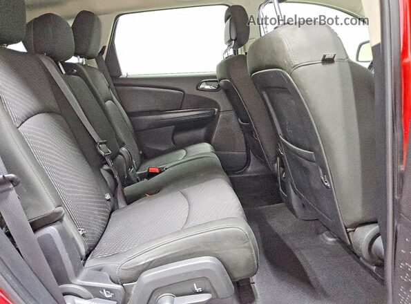 3C4PDCAB0LT247952 2020 DODGE JOURNEY Red Widok wnętrza z tyłu