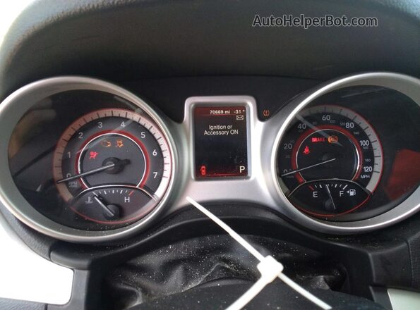 3C4PDCAB1LT275548 2020 DODGE JOURNEY Silver ხელსაწყოთა პანელის ხედი