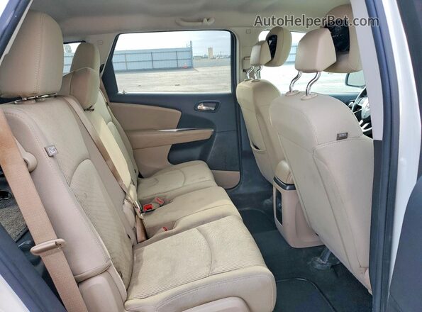 3C4PDCAB2JT427771 2018 DODGE JOURNEY Белый Вид задней части салона