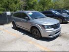 2018 Dodge Journey Se Silver vin: 3C4PDCAB2JT532634