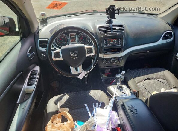 3C4PDCBB3KT863559 2019 DODGE JOURNEY Red Vista del salpicadero