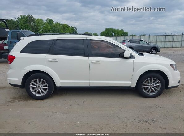 3C4PDCBB4HT695939 2017 DODGE JOURNEY White Вид задньої частини салону