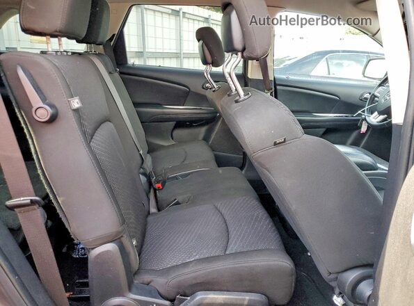 3C4PDCBB6KT798576 2019 DODGE JOURNEY Gray Rear interior view