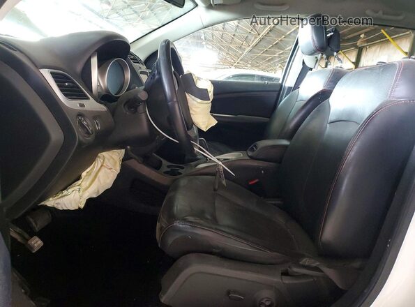 3C4PDCEG7KT694086 2019 DODGE JOURNEY White Вид салону спереду