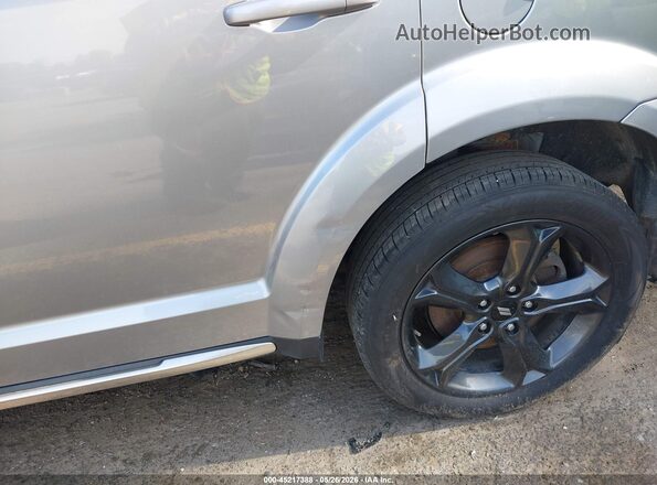 3C4PDCGB6LT266657 2020 DODGE JOURNEY Серебряный Вид спереди
