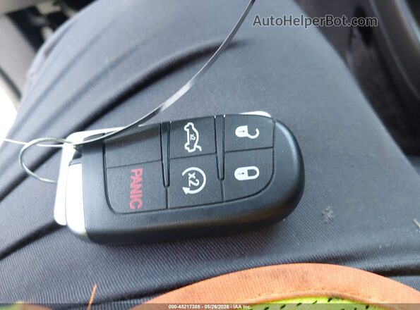 3C4PDCGB6LT266657 2020 DODGE JOURNEY Серебряный Вид панели приборов